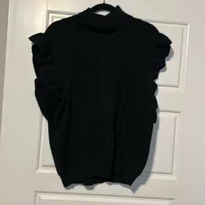 NWOT Cute Turtleneck Short Sleeve Sweater